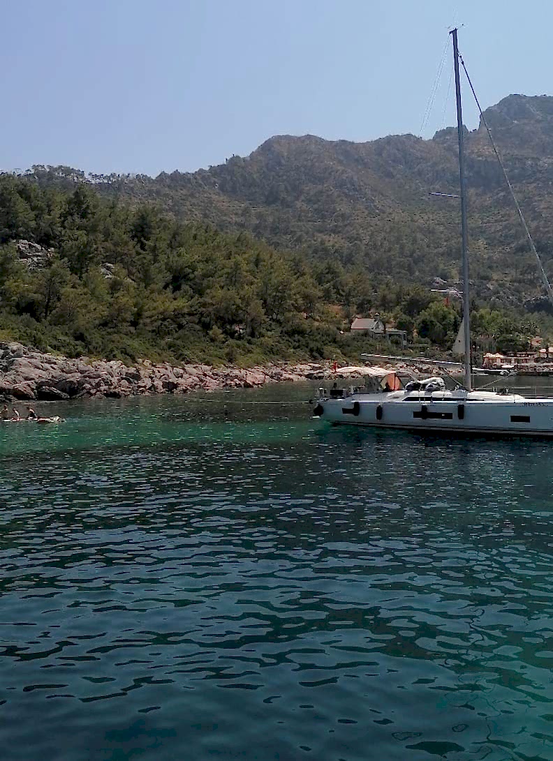 berrak deniz boat kumlubük koyu